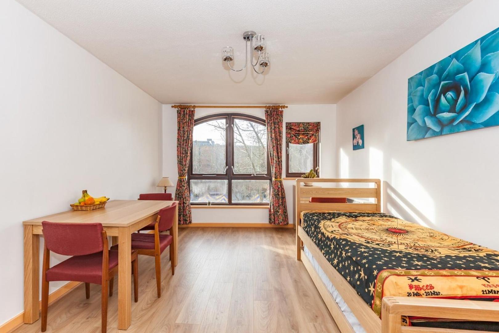 New Bright And Sunny Flat In Oxford City Centre Kültér fotó